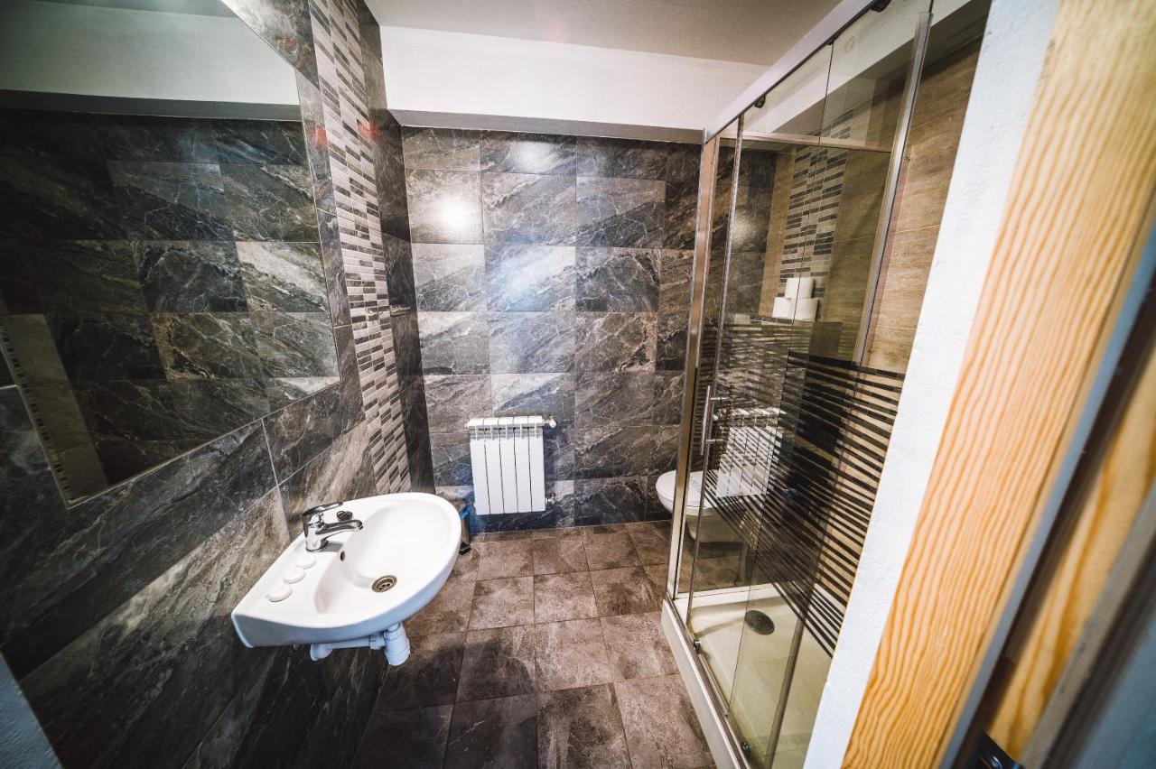Pokoje I Apartamenty Nad Potokiem Закопане Екстериор снимка